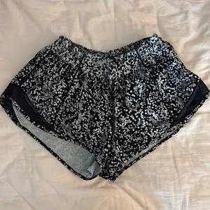 Lululemon hotty hot shorts